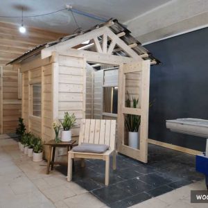 ساخت کلبه چوبی زیبا برای باغ